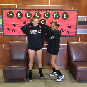 Meet your Posher, Carlin